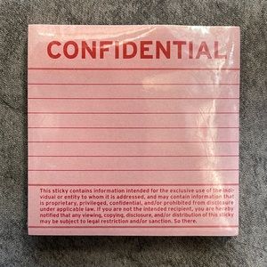 Quirky note pad “confidential”
